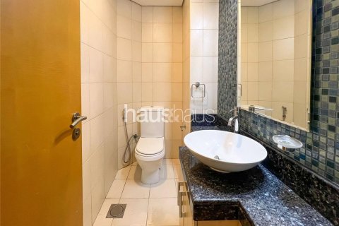Apartment in Shoreline Apartments, Palm Jumeirah, Dubai 2 bedrooms, 147 sq.m. № 44629 - photo 9