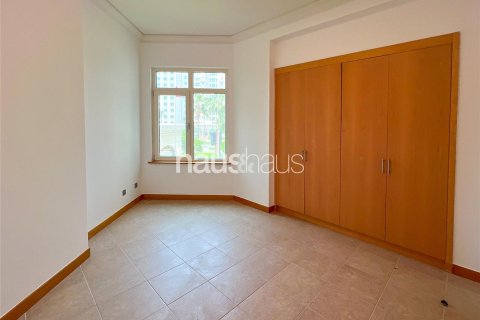Apartment in Shoreline Apartments, Palm Jumeirah, Dubai 2 bedrooms, 147 sq.m. № 44629 - photo 11