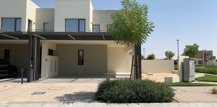 Villa in Dubai 4 bedrooms, 283.7 sq.m. № 111499