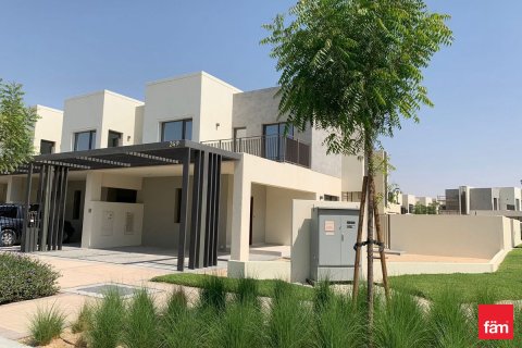 Villa in Dubai 4 bedrooms, 283.7 sq.m. № 111499 - photo 23