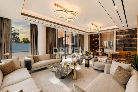 Villa à Umm Suqeim, Dubai, 5 chambres, 594.58 m², № 125156 - photo 5