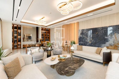 Villa à Umm Suqeim, Dubai, 5 chambres, 594.58 m², № 125156 - photo 4