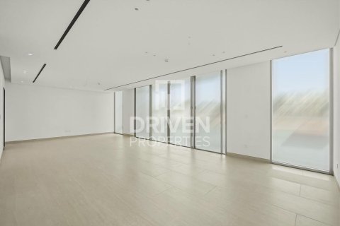 Villa en Jumeirah Park, Dubai, 5 dormitorios, 561.04 m², № 125157