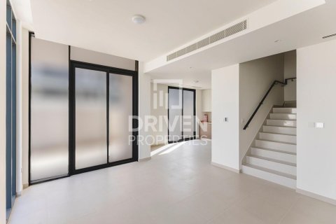Villa à EMAAR South, Dubai South (Dubai World Central), Dubai, 4 chambres, 335.75 m², № 125162