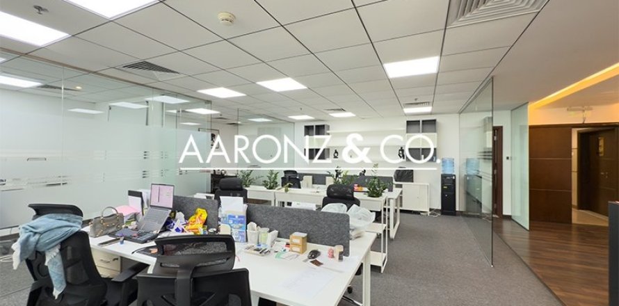 Офис в Бизнес-Бэе, Дубай, 138м², № 93023