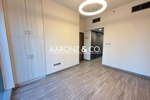 Снять в аренду квартиру в Джумейра Лейк Тауэрс, Дубай: 1 спальня, 70м², № 93021 - фото 4