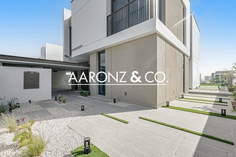 Вилла в Al Furjan, Дубай, 4 спальни, 584м², № 93019