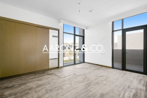 Снять в аренду виллу в Al Furjan, Дубай: 4 спальни, 584м², № 93019 - фото 6