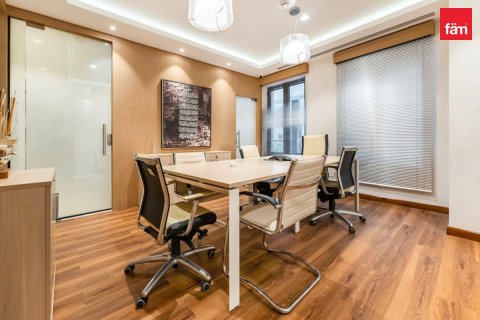 Oficina en Old Town, Dubai, 317.6 m², № 9144 - foto 8