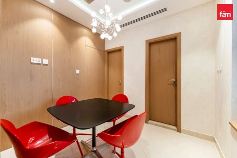 Oficina en Old Town, Dubai, 317.6 m², № 9144 - foto 17