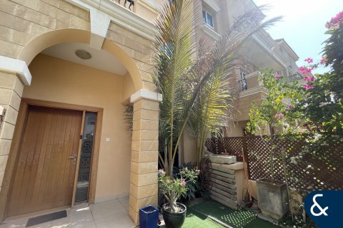 Купить виллу в Mirabella, Джумейра Вилладж Серкл, Дубай: 3 спальни, 306м², № 75034 - фото 3