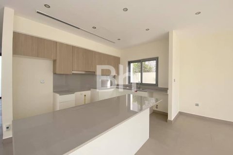 Снять в аренду виллу в Дубай Хилс Эстейт, Дубай: 4 спальни, 328м², № 23345 - фото 7