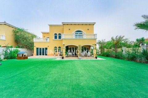 Villa à Jumeirah Park Homes, Jumeirah Park, Dubai, 5 chambres, 889.2 m², № 8111 - photo 1
