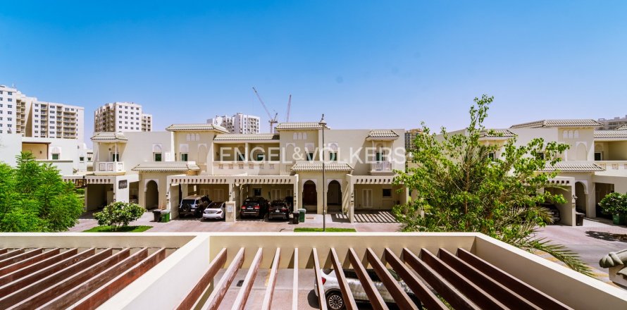 Townhouse in Al Furjan, Dubai 3 bedrooms, 260.1 sq.m. № 8113