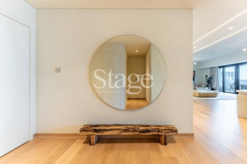 Apartment in Downtown Dubai (Downtown Burj Dubai), Dubai 4 bedrooms, 418 sq.m. № 53828 - photo 8