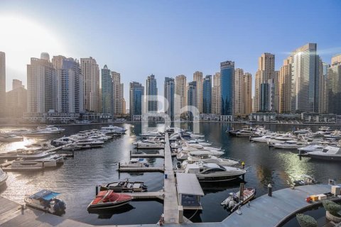 Apartment in Dubai Marina, Dubai 2 bedrooms, 122 sq.m. № 57226 - photo 5
