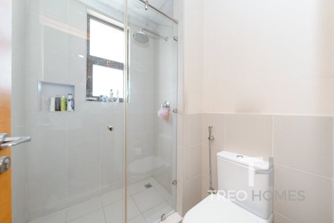 Villa in Reem, Dubai 3 bedrooms, 240 sq.m. № 16803 - photo 25