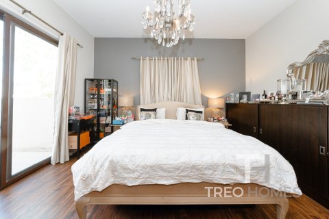 Villa in Reem, Dubai 3 bedrooms, 240 sq.m. № 16803 - photo 17