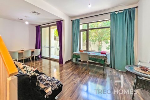 Villa en Reem, Dubai, 3 dormitorios, 238 m², № 16809 - foto 2