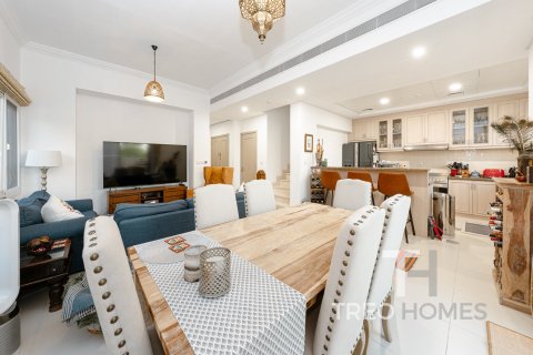 Townhouse in Bella Casa, Serena, Dubai 3 bedrooms, 287 sq.m. № 16804 - photo 4