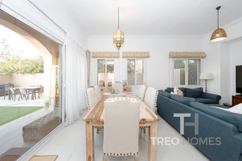 Townhouse in Bella Casa, Serena, Dubai 3 bedrooms, 287 sq.m. № 16804 - photo 30