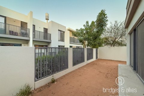 Villa en Tilal Al Ghaf, Dubai, 4 dormitorios, 232 m², № 83958 - foto 11