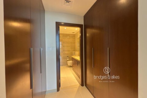 Снять в аренду квартиру в Дубай Хилс Эстейт, Дубай: 2 спальни, 127м², № 83963 - фото 16