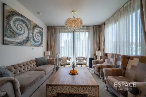 Villa à EMAAR South, Dubai South (Dubai World Central), Dubai, 4 chambres, 272 m², № 122471 - photo 3