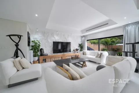 Maison de ville à Al Furjan, Dubai, 3 chambres, 262 m², № 122469
