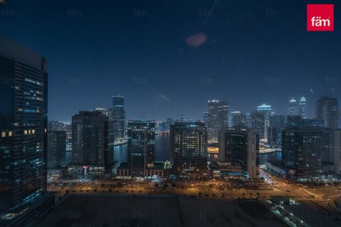 Снять в аренду квартиру в Даунтаун Дубай (Даунтаун Бурдж Дубай), Дубай: 2 спальни, 141.9м², № 110196 - фото 2