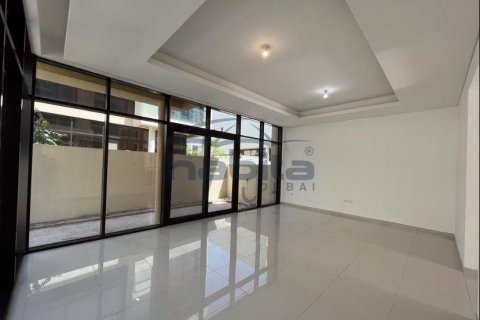 Appartement à Richmond, DAMAC Hills (Akoya by DAMAC), Dubai, 3 chambres, 253 m², № 7612 - photo 2