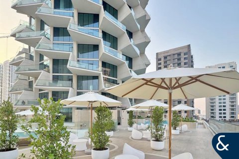 Снять в аренду квартиру в Джумейра Вилладж Серкл, Дубай: 1 спальня, 85м², № 79081 - фото 1