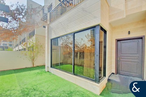 Снять в аренду таунхаус в Джумейра Вилладж Серкл, Дубай: 4 спальни, 316м², № 79077 - фото 3