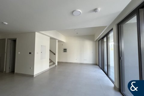 Снять в аренду таунхаус в The Valley, Дубай: 3 спальни, 174м², № 79080 - фото 5