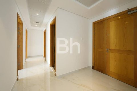 Apartment in Discovery Gardens, Dubai 2 bedrooms, 140 sq.m. № 21620 - photo 13