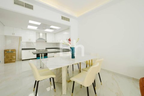 Apartment in Discovery Gardens, Dubai 2 bedrooms, 140 sq.m. № 21620 - photo 19