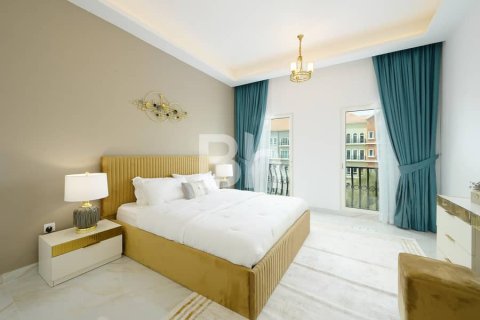 Apartment in Discovery Gardens, Dubai 2 bedrooms, 140 sq.m. № 21620 - photo 10