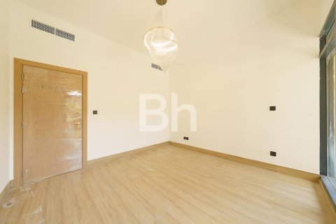 Apartment in Dubai 3 bedrooms, 153 sq.m. № 21619 - photo 12