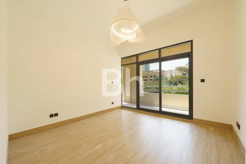 Apartment in Dubai 3 bedrooms, 153 sq.m. № 21619 - photo 11