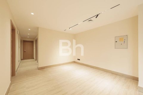 Apartment in Dubai 3 bedrooms, 153 sq.m. № 21619 - photo 10