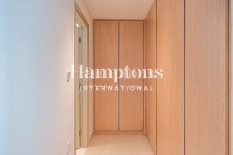 Снять в аренду виллу в Dubai South (Dubai World Central), Дубай: 3 спальни, 281.49609000м², № 109920 - фото 17