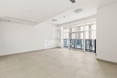 Apartment in Marina Arcade Tower, Dubai Marina, Dubai 2 bedrooms, 148.37 sq.m. № 127815 - photo 2