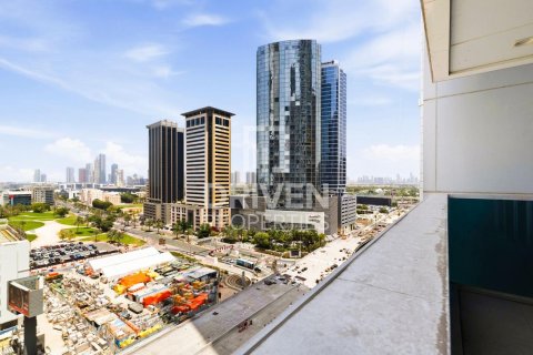 Apartment in Marina Arcade Tower, Dubai Marina, Dubai 2 bedrooms, 148.37 sq.m. № 127815 - photo 22