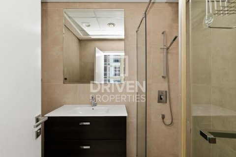 Apartment in Marina Arcade Tower, Dubai Marina, Dubai 2 bedrooms, 148.37 sq.m. № 127815 - photo 15