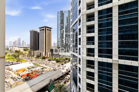 Apartment in Marina Arcade Tower, Dubai Marina, Dubai 2 bedrooms, 148.37 sq.m. № 127815 - photo 19