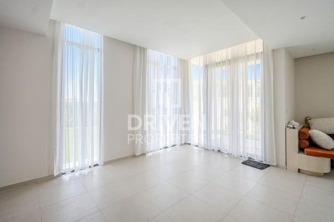 Villa à EMAAR South, Dubai South (Dubai World Central), Dubai, 4 chambres, 328.04 m², № 127818 - photo 6