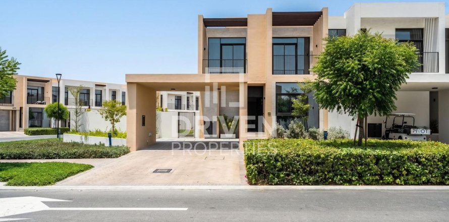 Villa à EMAAR South, Dubai South (Dubai World Central), Dubai, 4 chambres, 328.04 m², № 127818