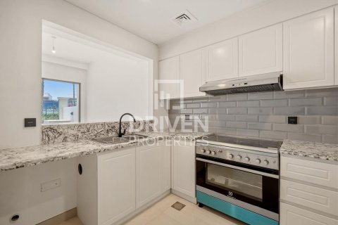 Townhouse in Damac Lagoons, Dubai 4 bedrooms, 144.37 sq.m. № 127812 - photo 5