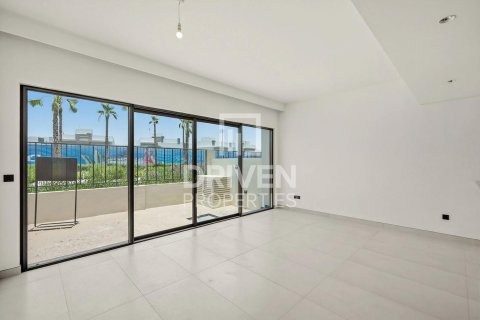 Townhouse in Damac Lagoons, Dubai 4 bedrooms, 144.37 sq.m. № 127812 - photo 2