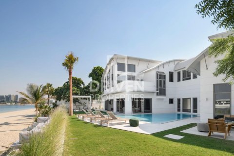 Villa in Palm Jumeirah, Dubai 6 bedrooms, 650 sq.m. № 86205 - photo 14